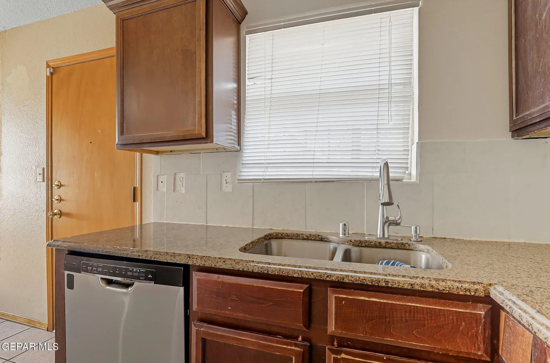 Photo of 15318 NORTHPORT Court