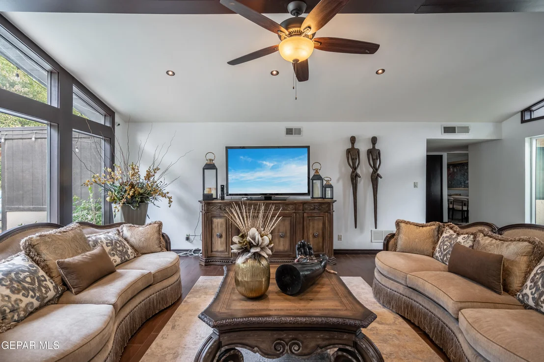 Photo of 5153 WILLOW CREEK Drive