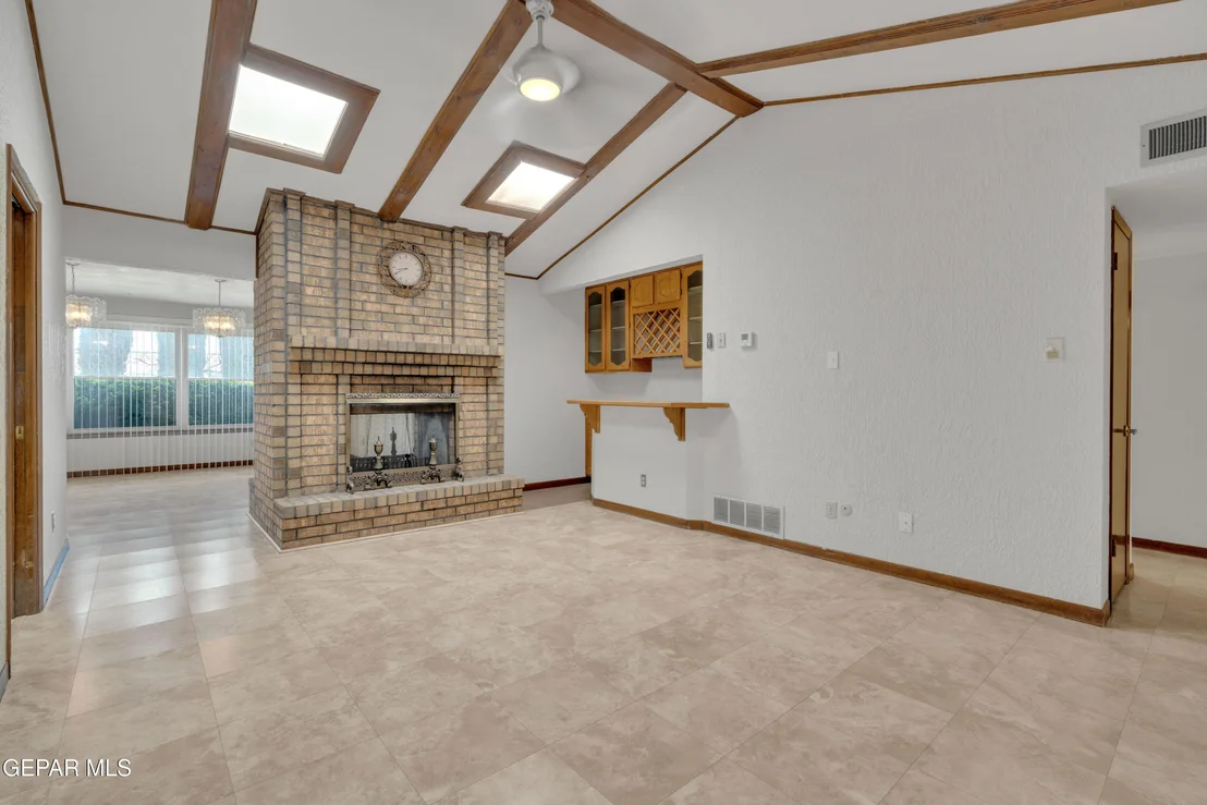 Photo of 6812 GRANERO Drive