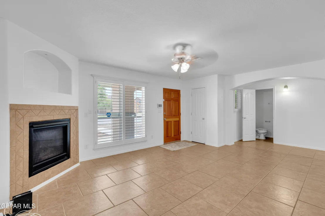 Photo of 6289 COSECHA LUNA Circle