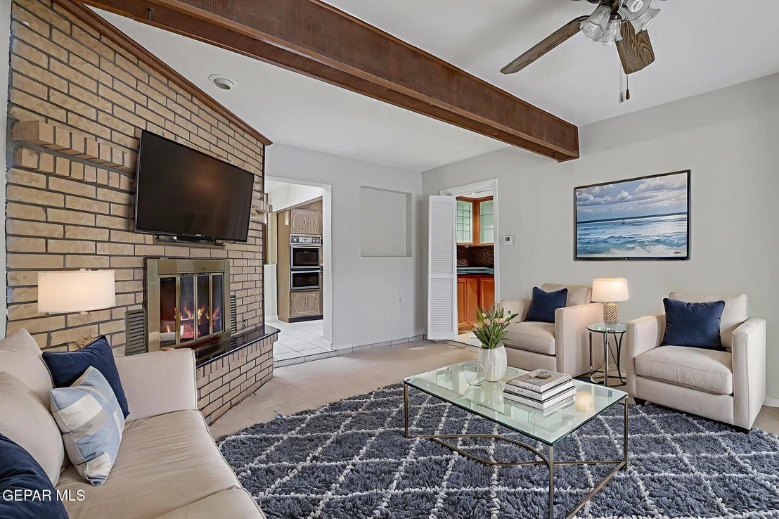 Photo of 1304 Honeysuckle Drive