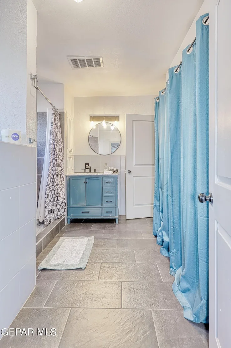 Photo of 5912 Delta Drive