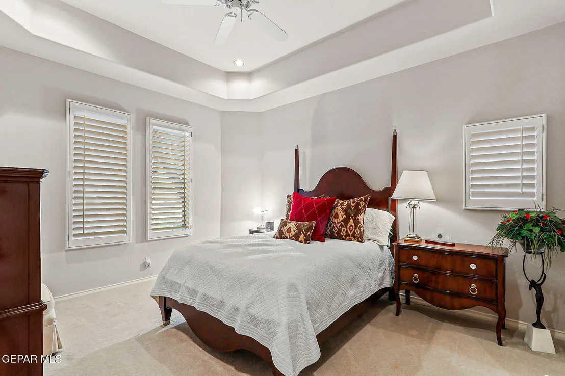 Photo of 1039 LOS JARDINES Circle