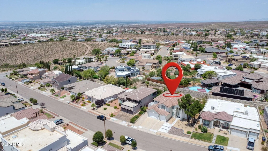 Photo of 6325 FRANKLIN RED Drive