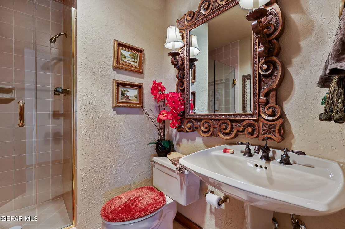 Photo of 628 SPRING CREST Drive