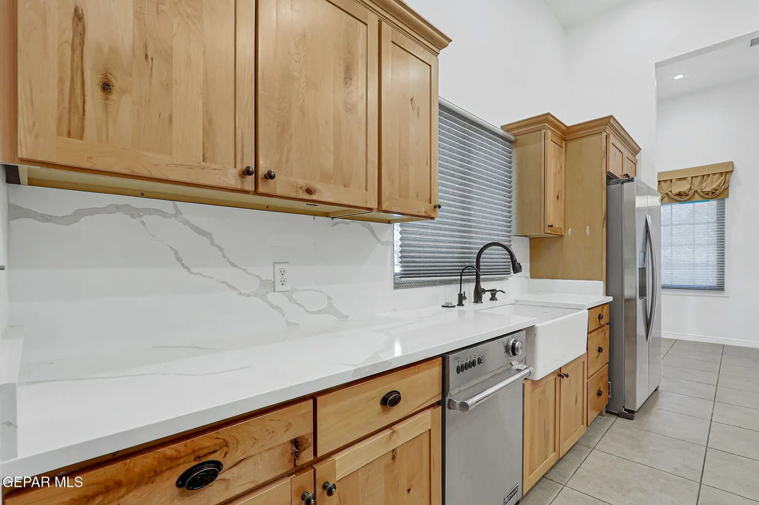 Photo of 5540 Westside Drive