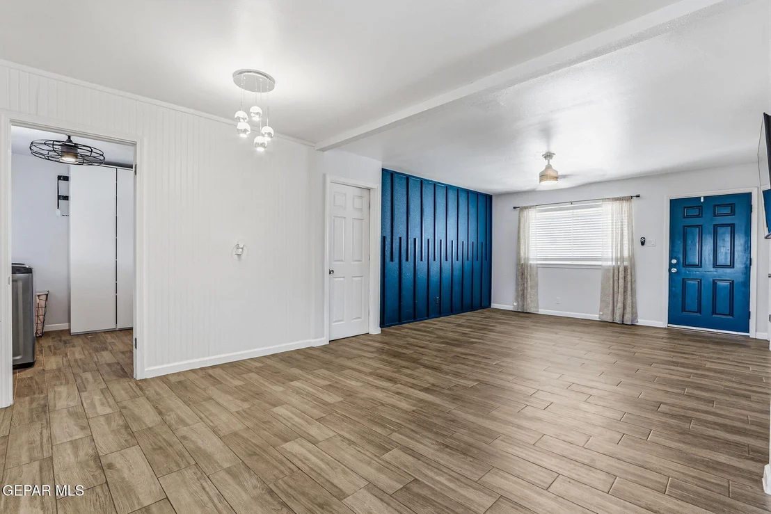 Photo of 5720 SUN VALLEY Drive