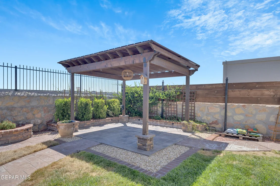 Photo of 858 AIRSHIP Place