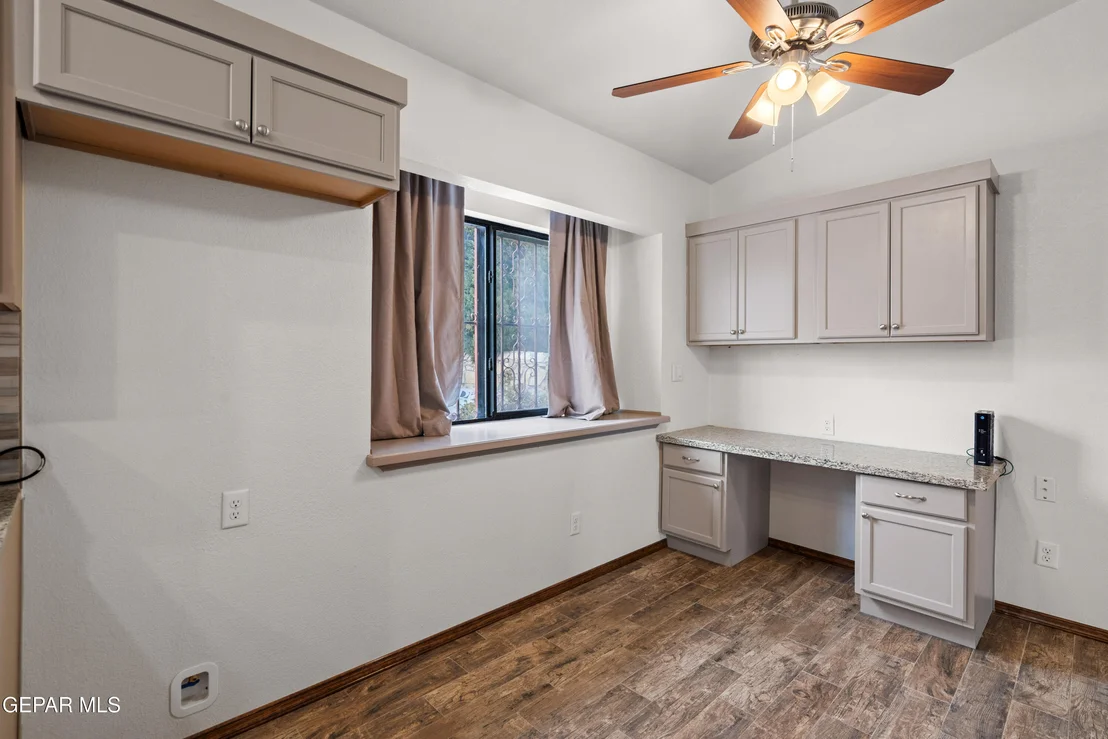 Photo of 1687 DANIELS Lane