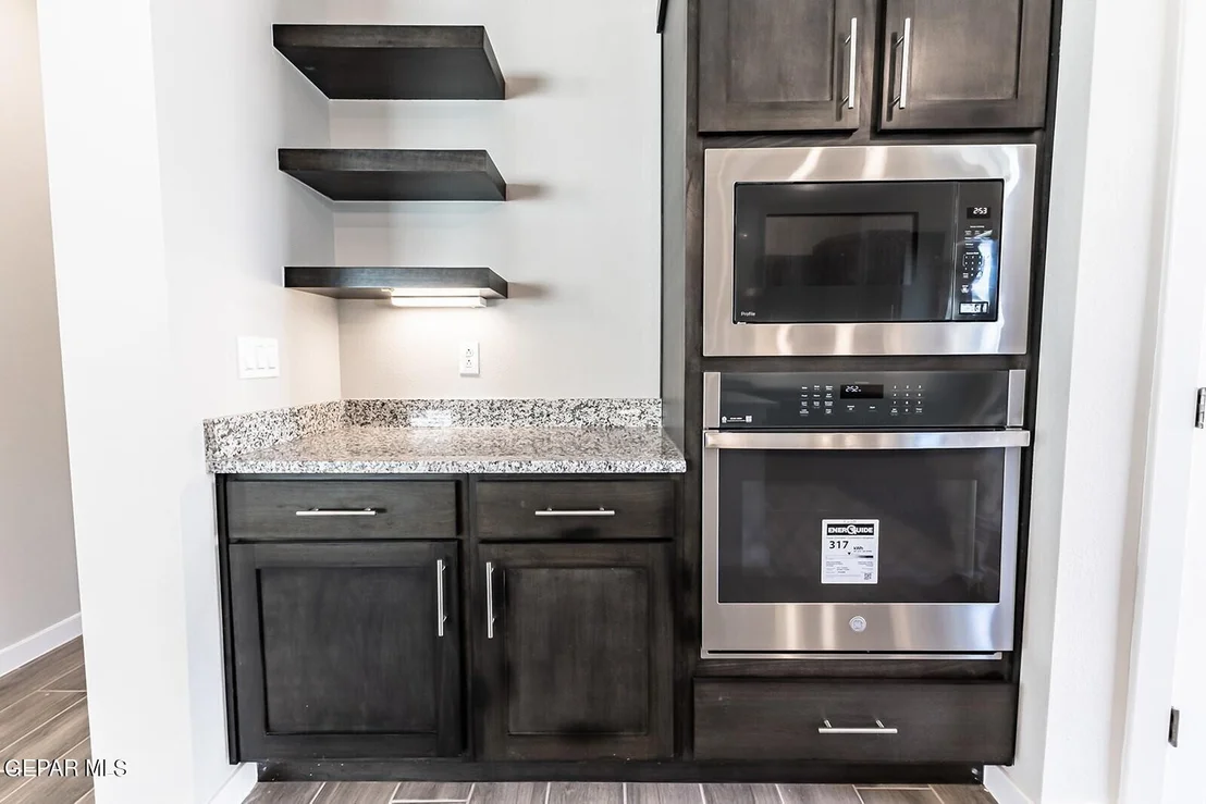 Photo of 15232 Concentrate Avenue