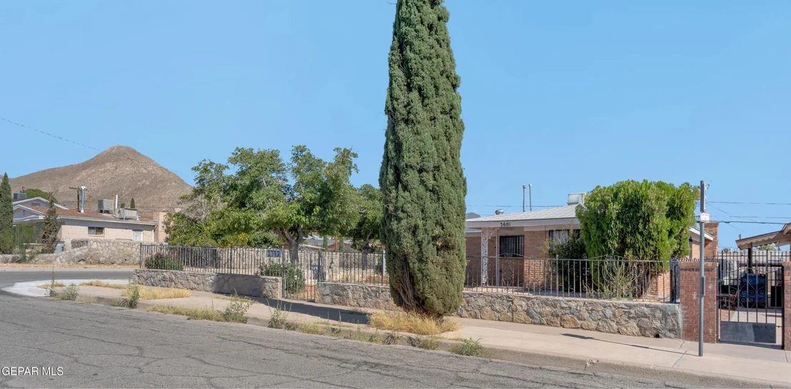 Photo of 3601 Truman Avenue