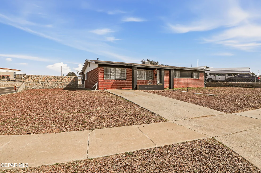 Photo of 10101 CHINABERRY Drive