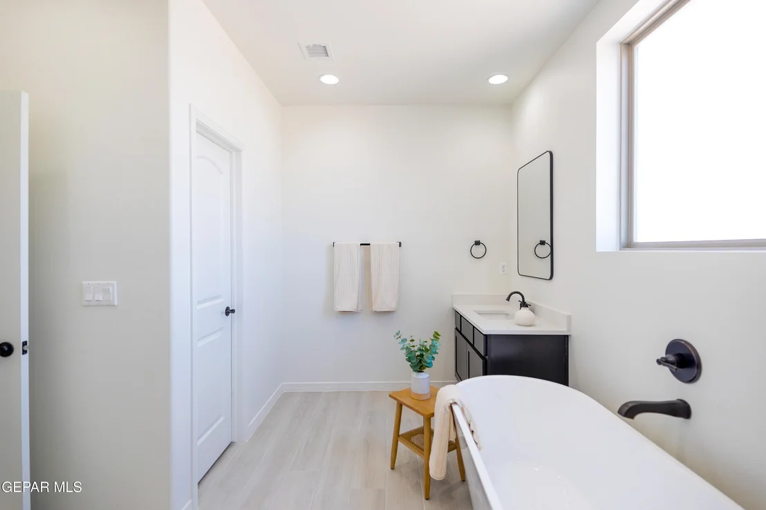 Photo of 14933 Concept Court