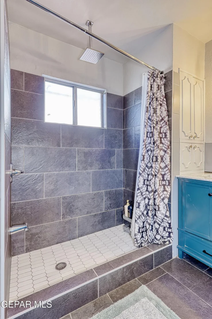 Photo of 5912 Delta Drive
