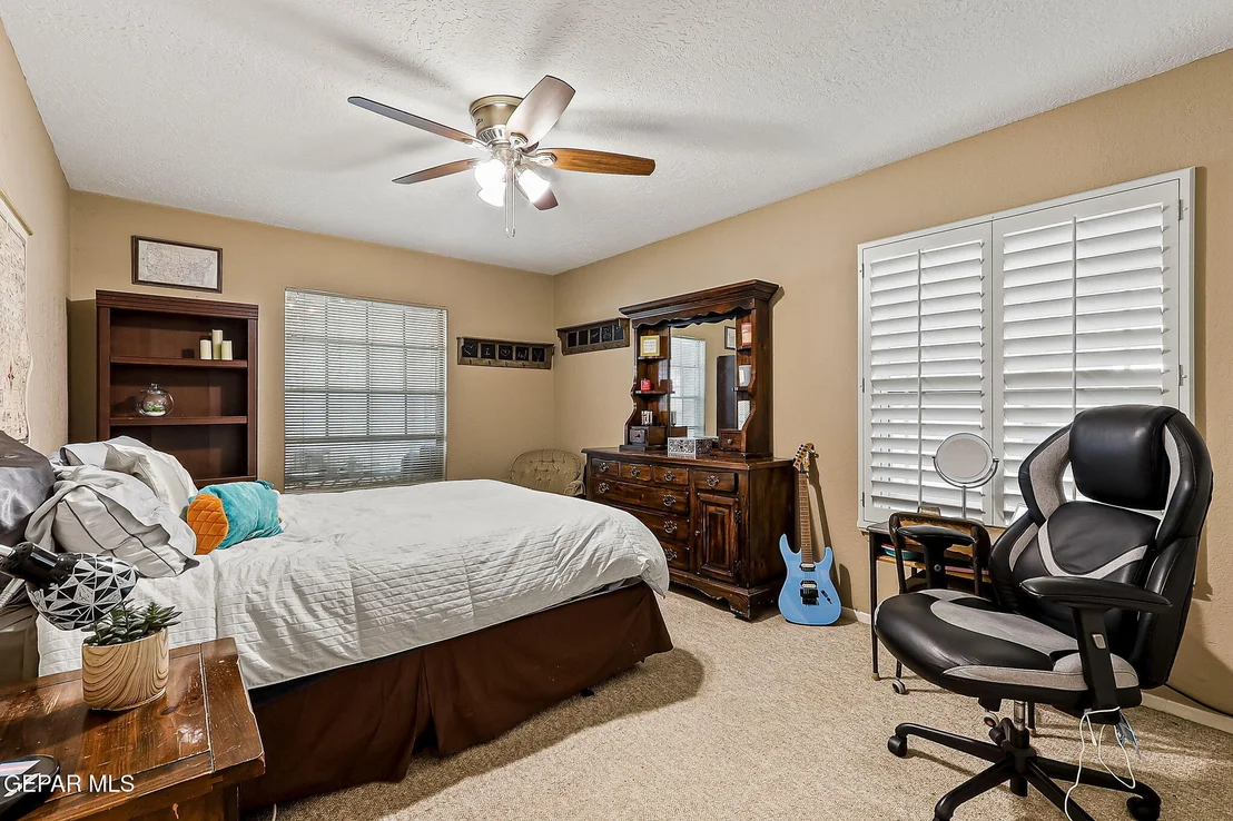 Photo of 136 LAURA GALE Drive
