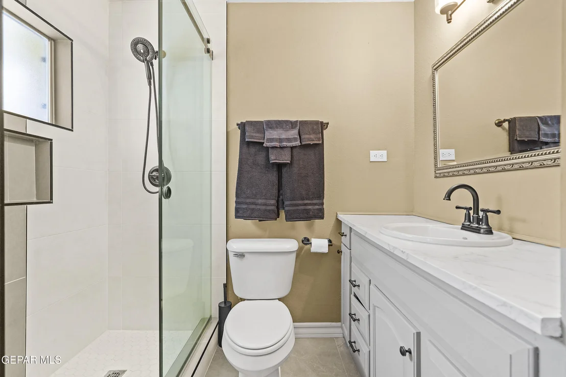 Photo of 1109 WHITAKER Lane