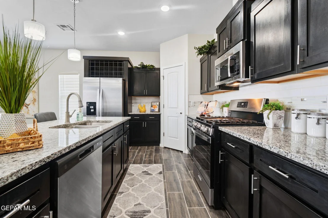 Photo of 804 BLINGWOOD