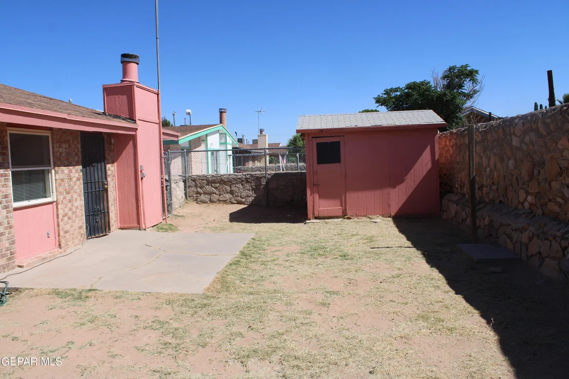 Photo of 10156 RACOON Drive