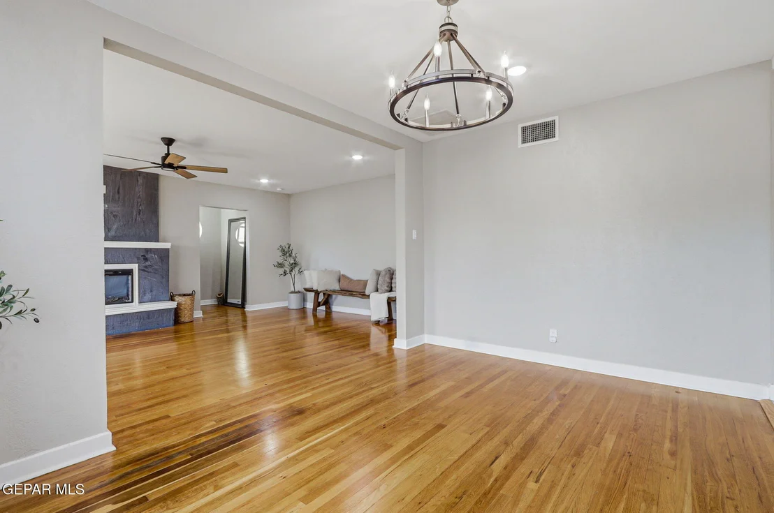 Photo of 4740 Cumberland Circle