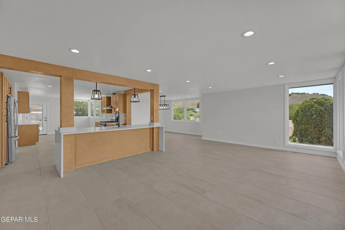 Photo of 4004 Flamingo Drive