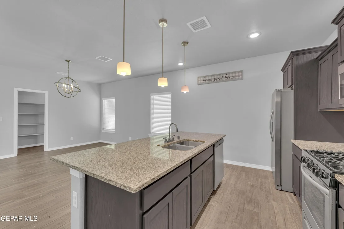 Photo of 1076 Haper Court