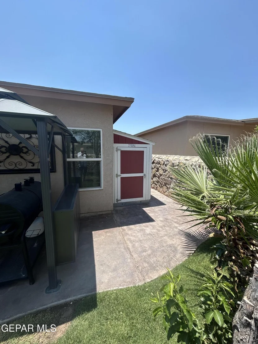 Photo of 637 TORRES ALTOS Street