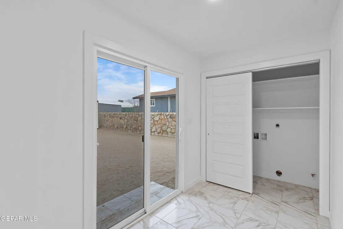 Photo of 142 GREEN DESERT Circle