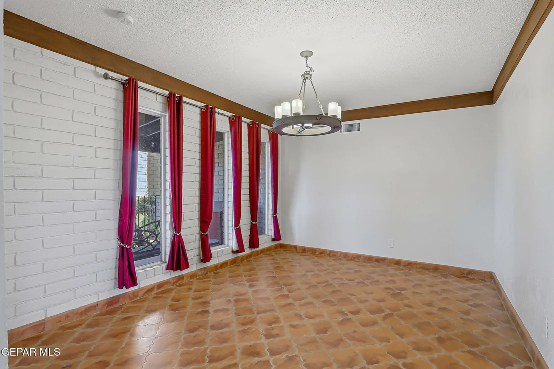 Photo of 7770 WESTSIDE Road