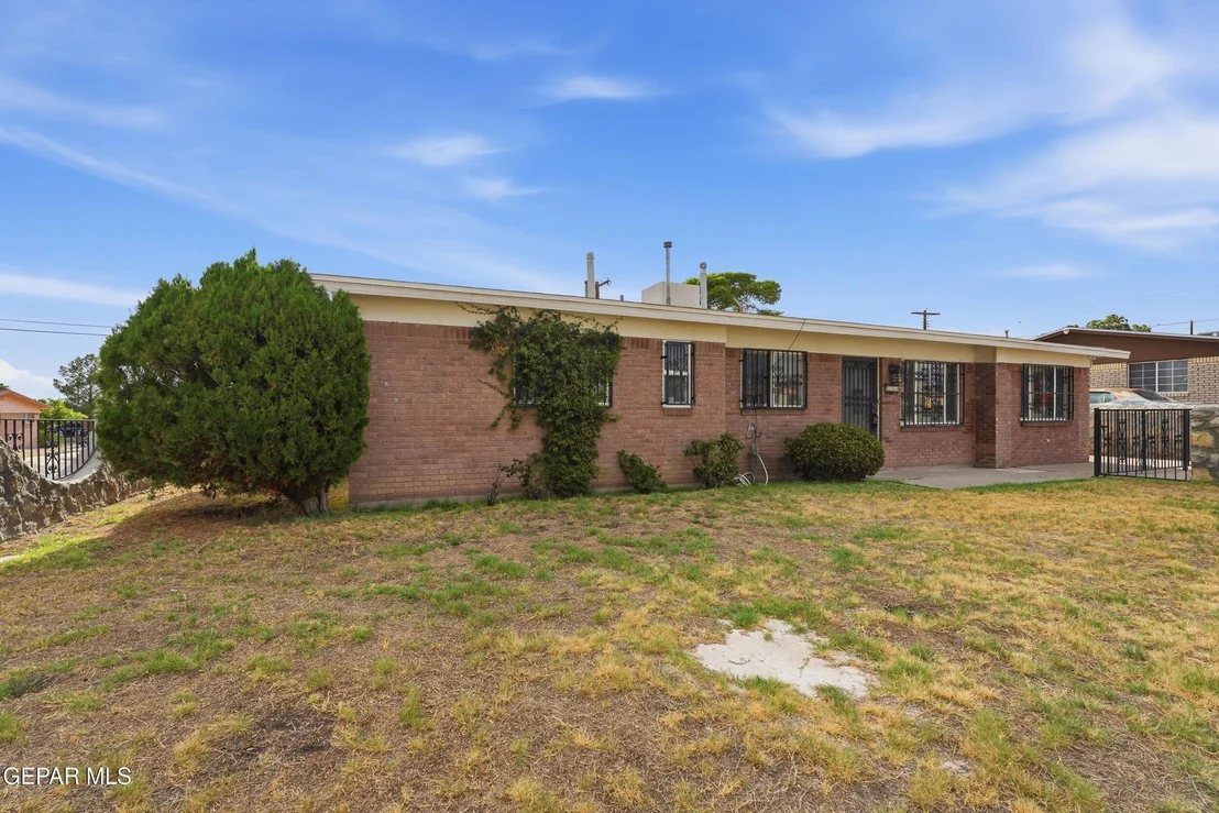 Photo of 1101 DOYLE Place