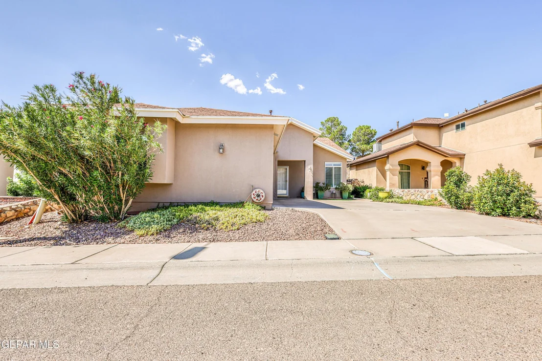 Photo of 7713 OAK LANDING Drive