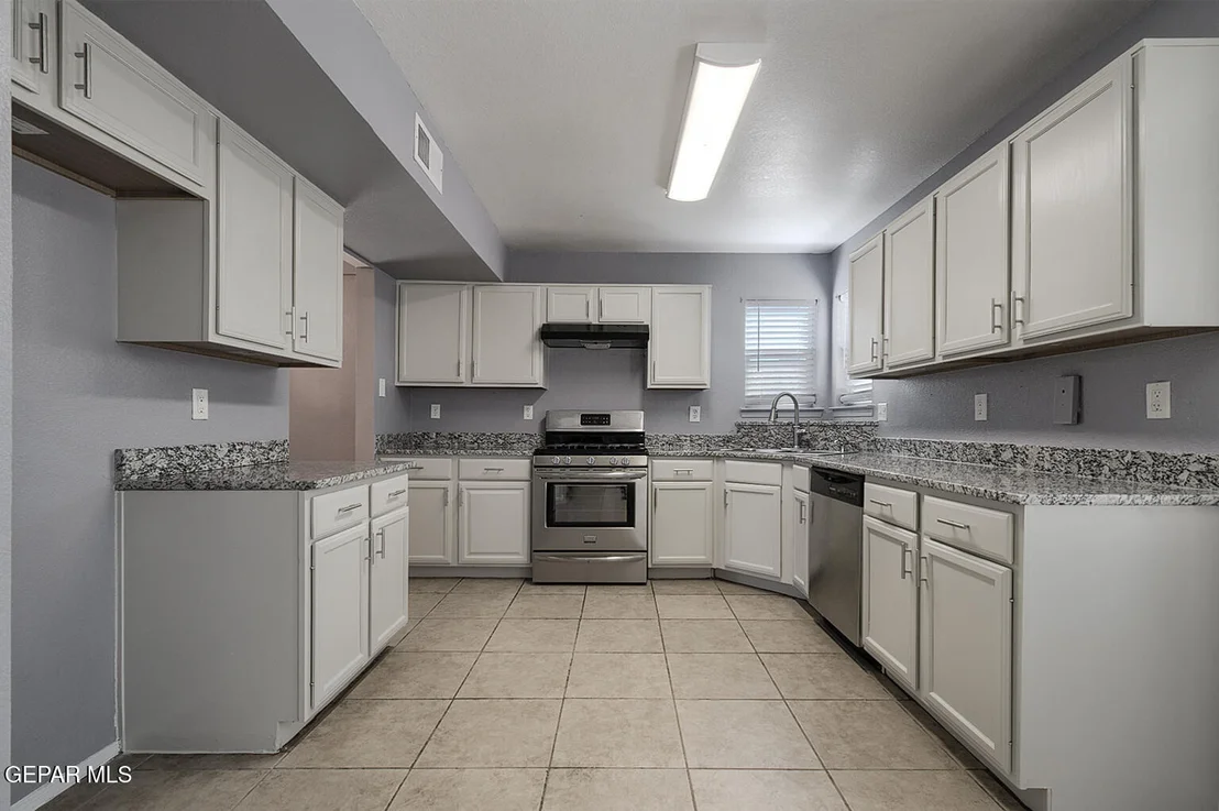 Photo of 3321 CHICKASAW Drive