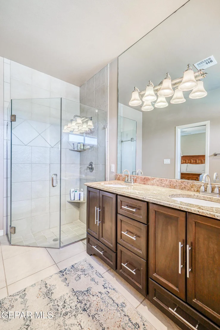 Photo of 7225 Rochester Drive
