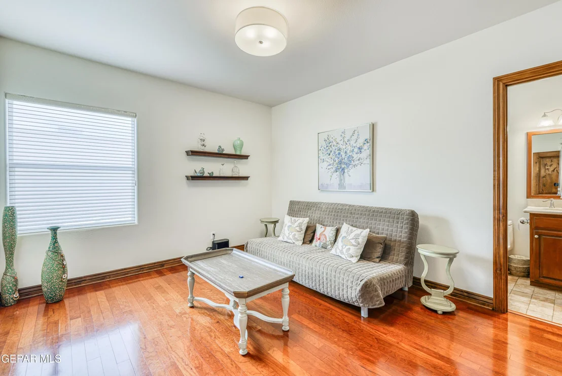 Photo of 6309 VIA SERENA Drive