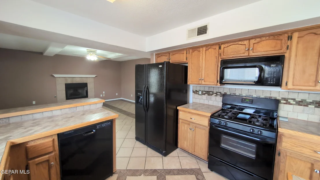 Photo of 5021 BALLINGER Drive