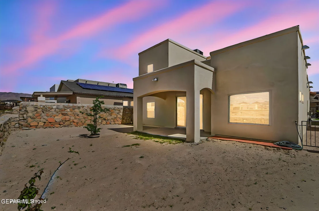 Photo of 7825 Enchanted View Drive