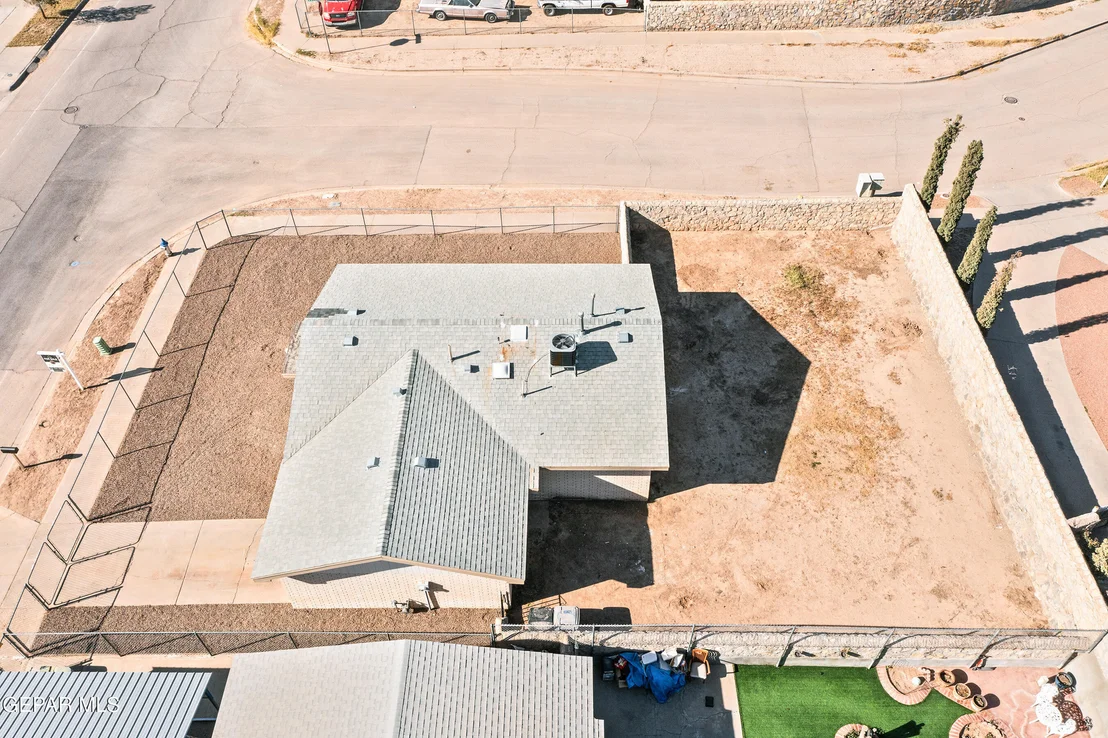 Photo of 219 CARIBE Circle