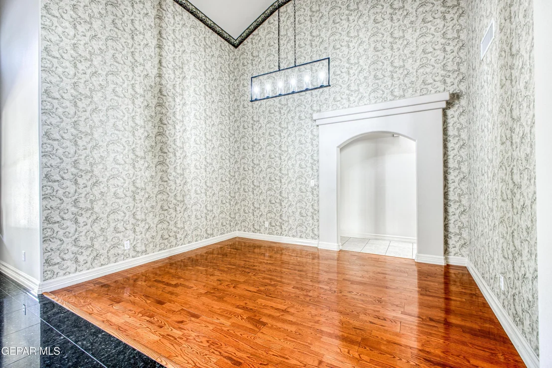 Photo of 6565 Eagle Ridge Drive