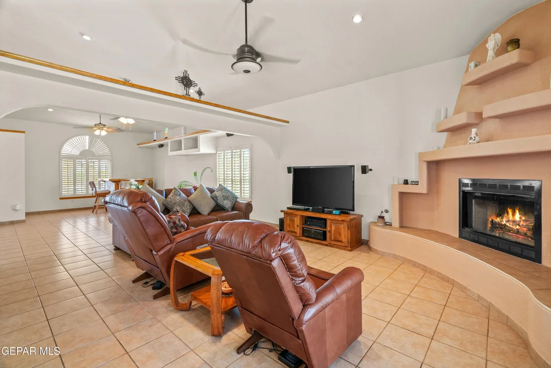 Photo of 11357 LOMA CRYSTAL Place