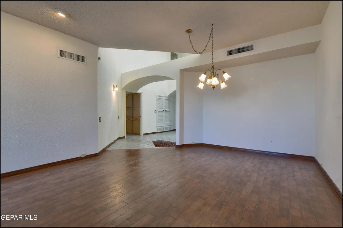 Photo of 7516 BIG BEND Drive