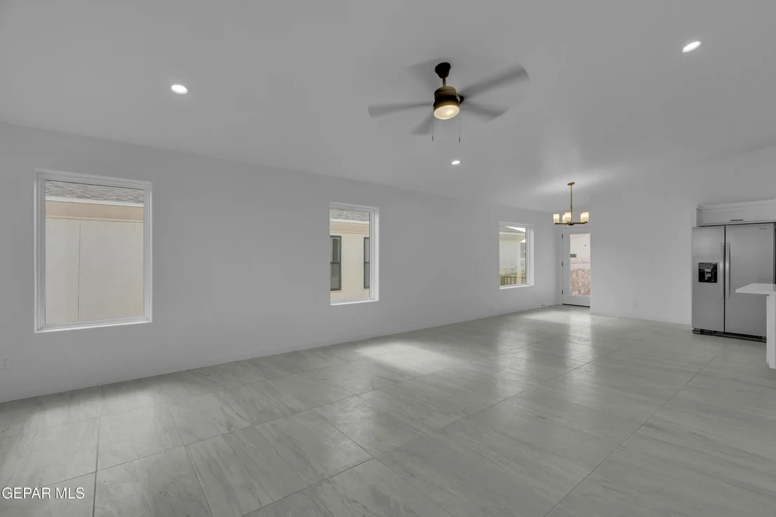 Photo of 3816 Perspective Street