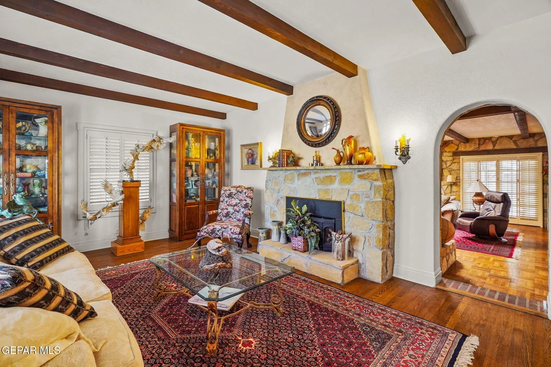Photo of 3009 SILVER Avenue