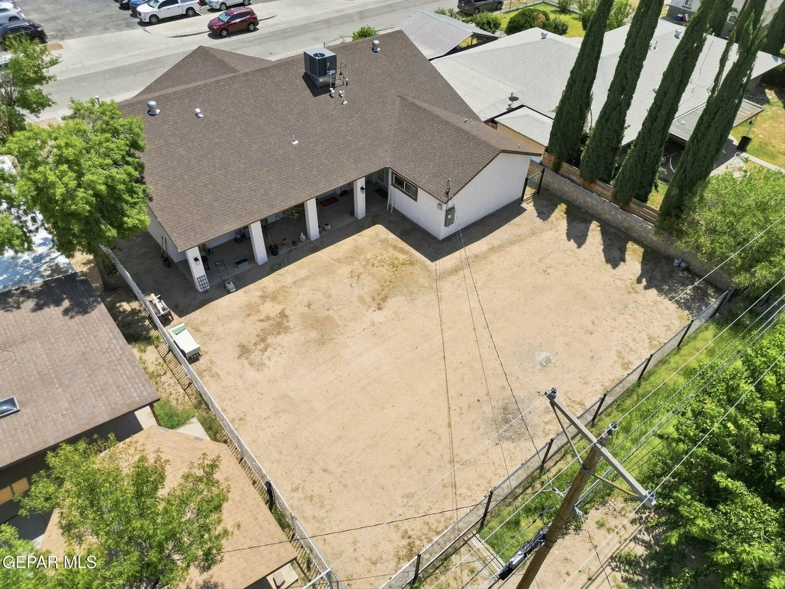Photo of 139 MAIN Street