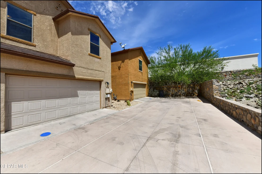 Photo of 6673 BOULDER CANYON Lane
