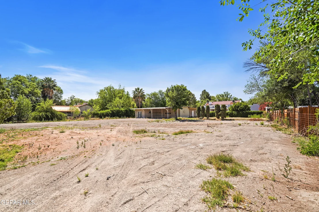 Photo of 227 ROSEMONT Drive