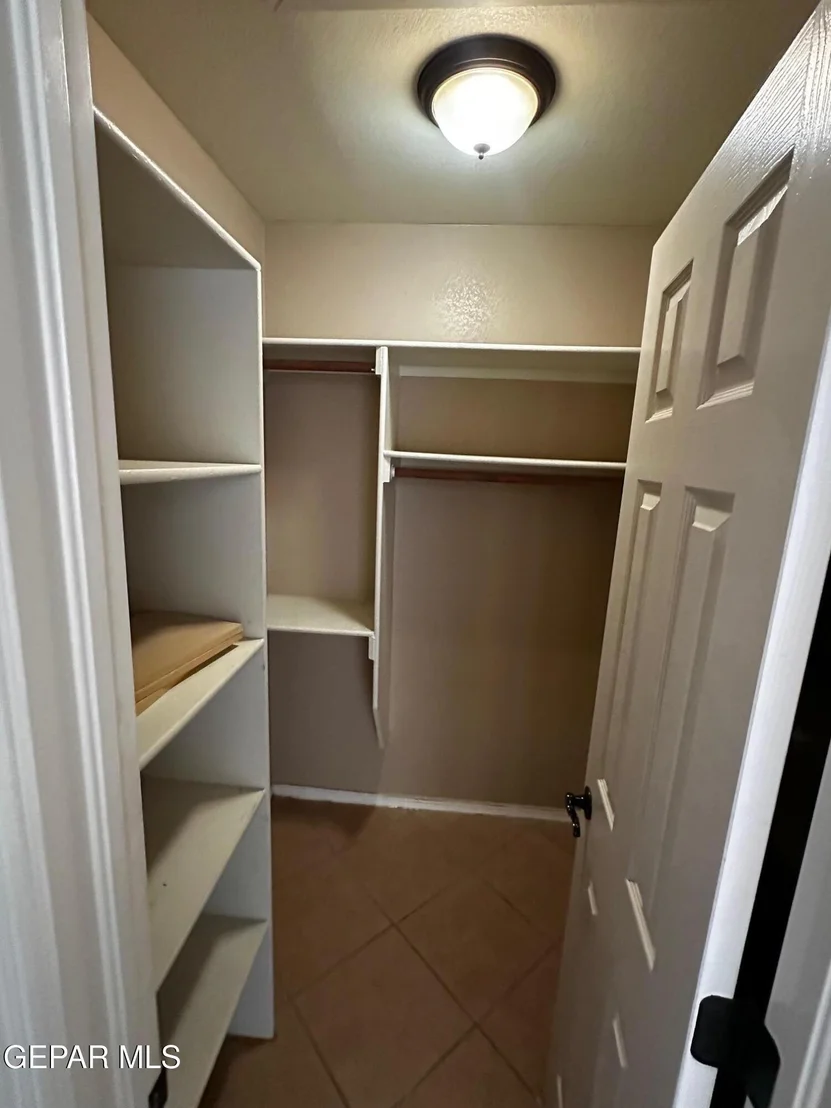 Photo of 8124 BURNHAM Road