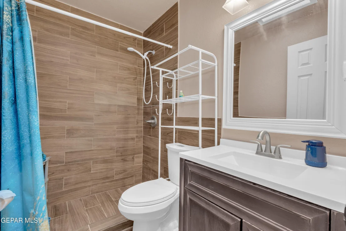 Photo of 11176 SHORELINE Drive