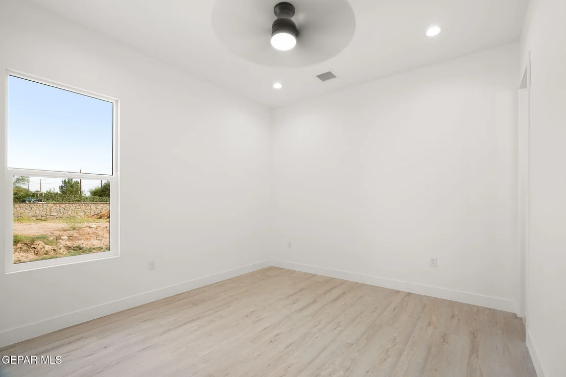 Photo of 5024 JARDINES Place