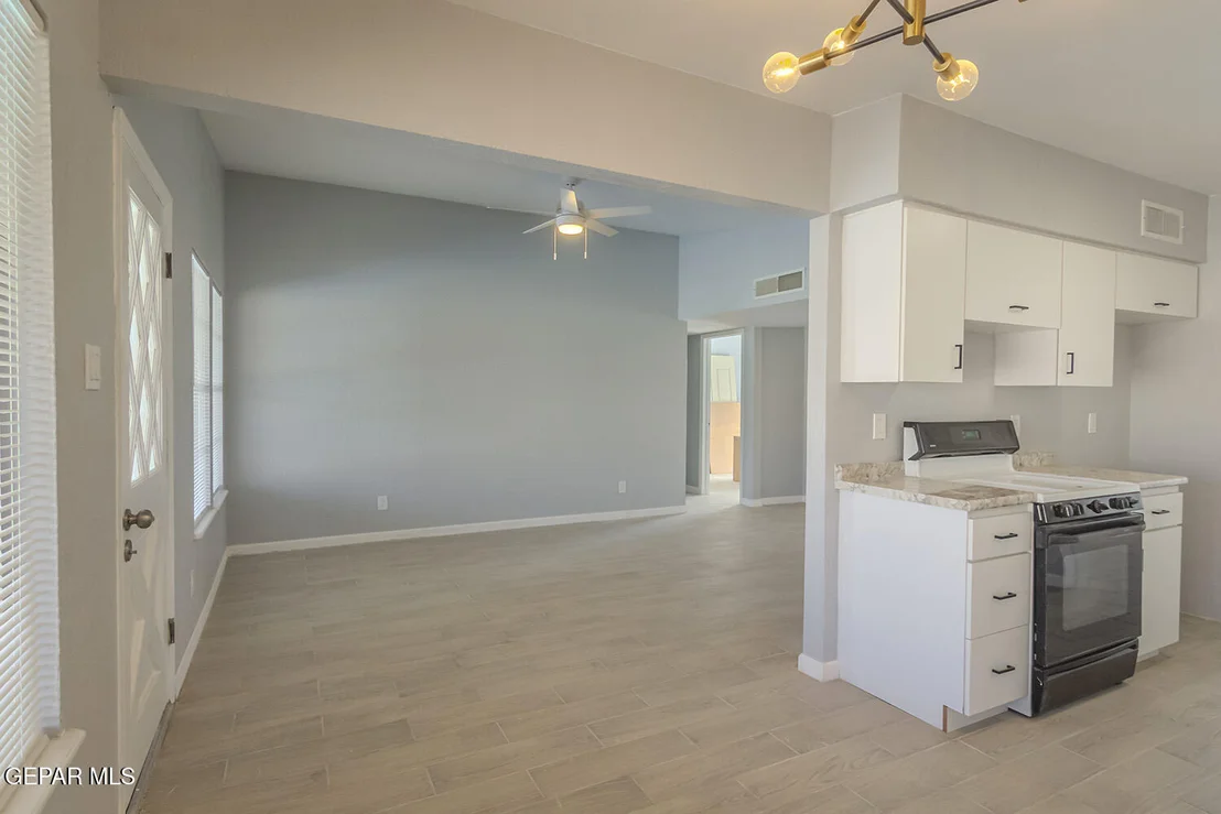 Photo of 8747 PLAINS Drive