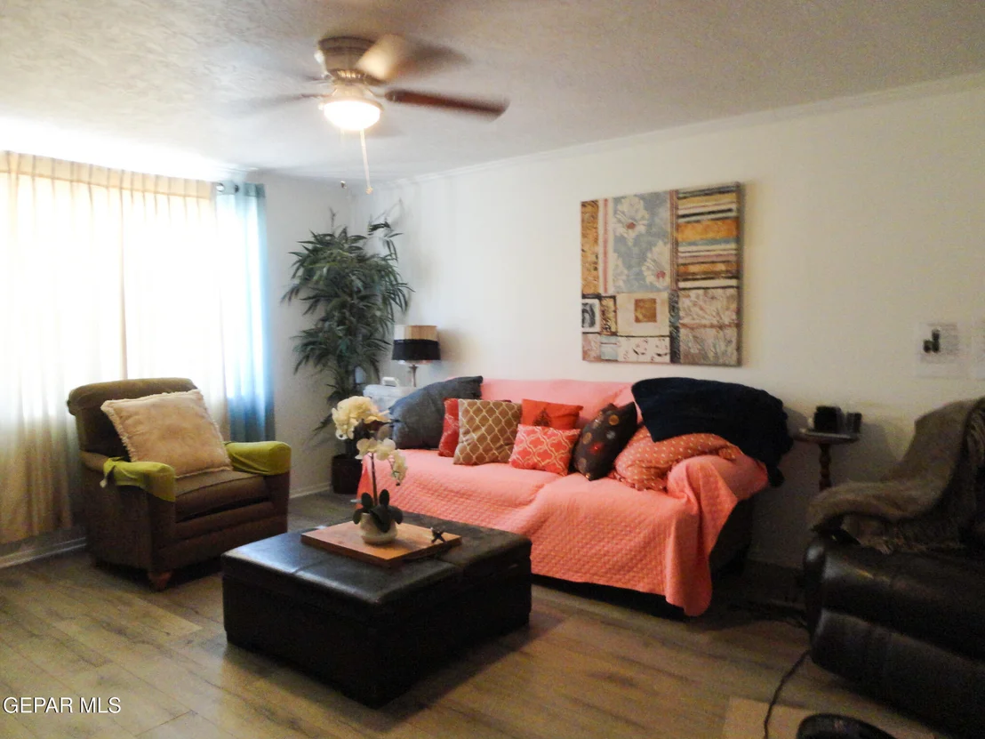 Photo of 624 DE LEON Drive