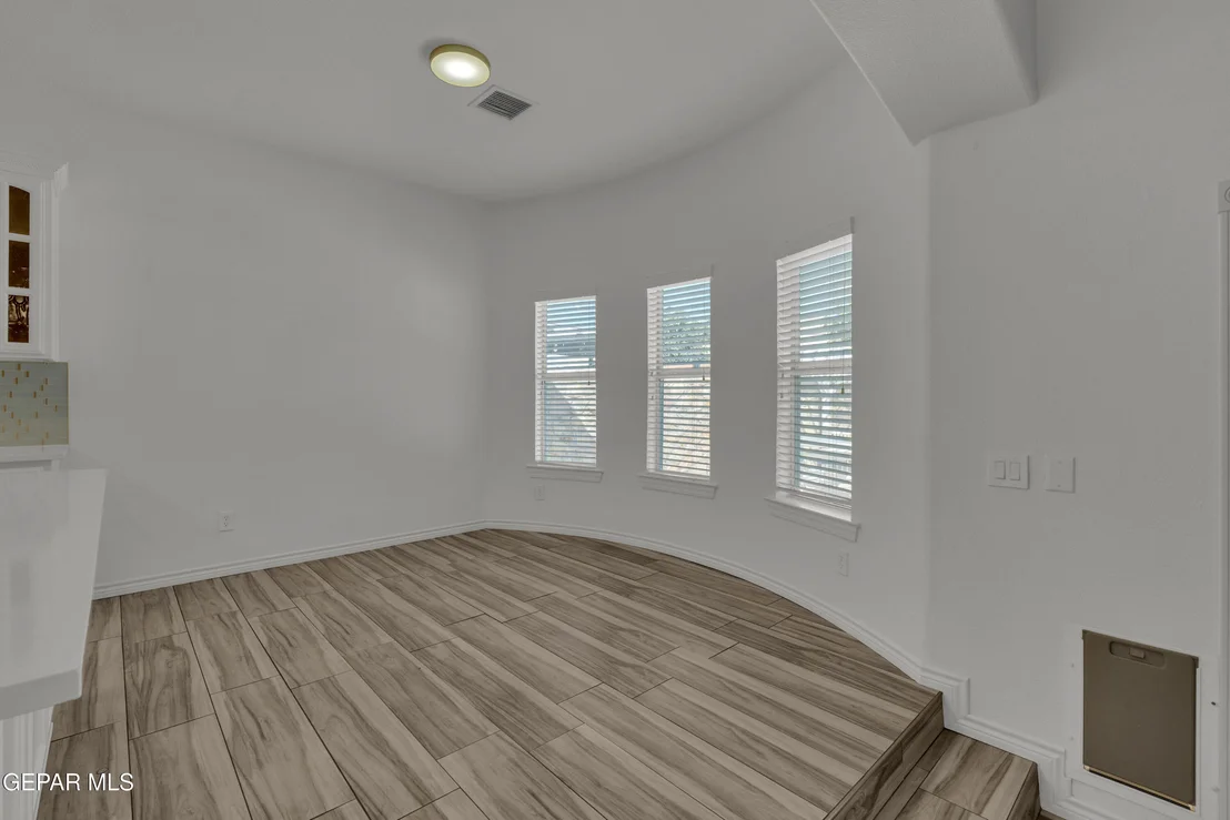 Photo of 3040 STORMY POINT Drive